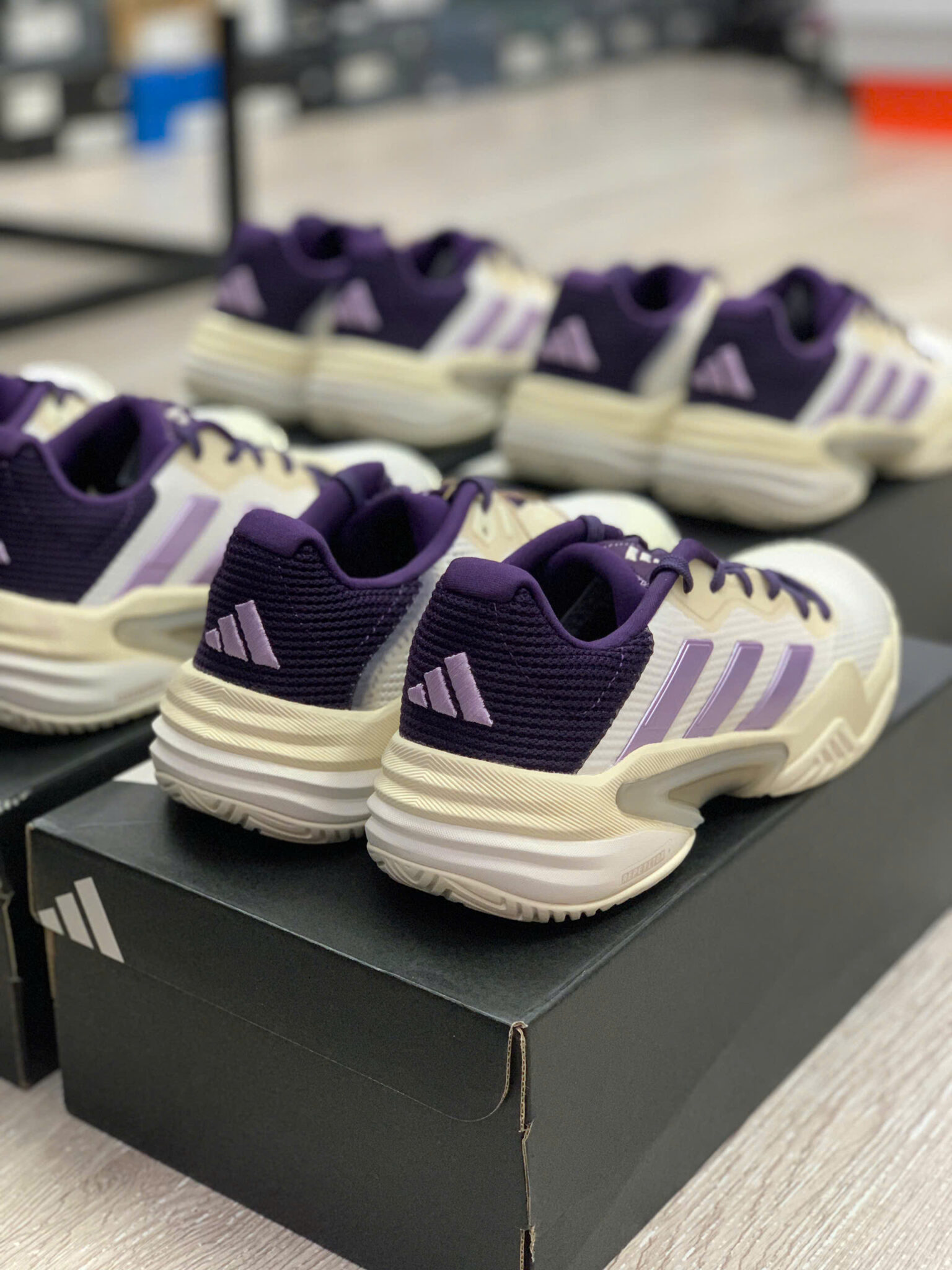 Giày Pickleball Tennis Adidas Barricade 13 White Plum JR7814 — ảnh 5