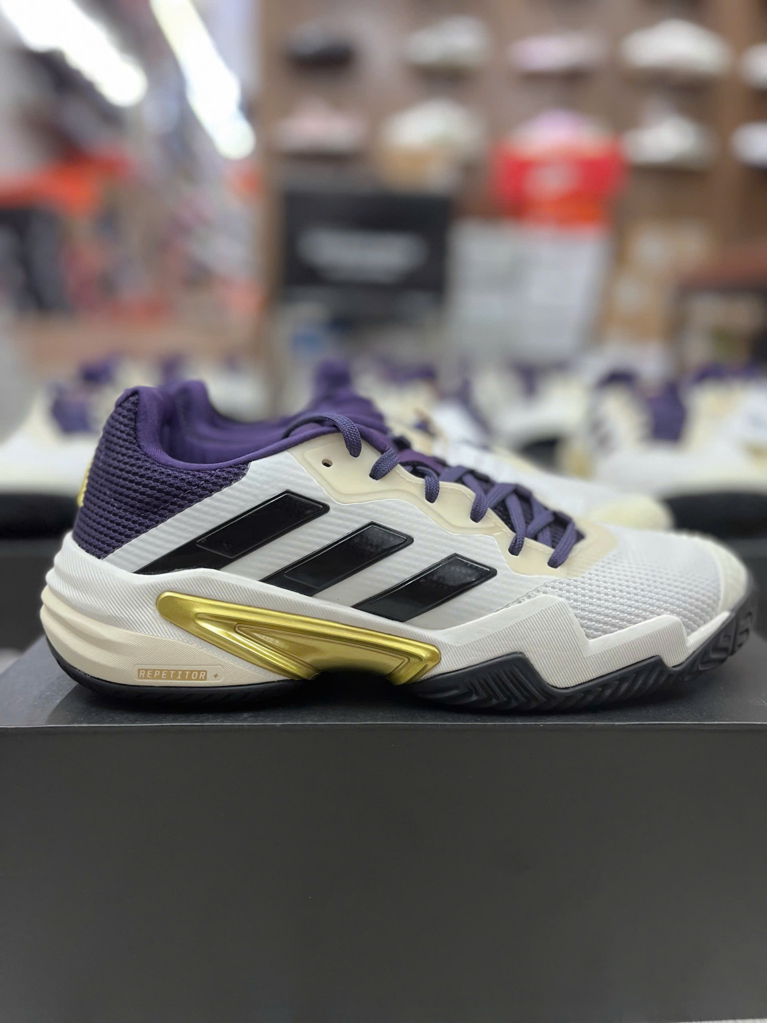 Giày Pickleball Tennis Adidas Barricade 13 Gold JR1499 — ảnh 2