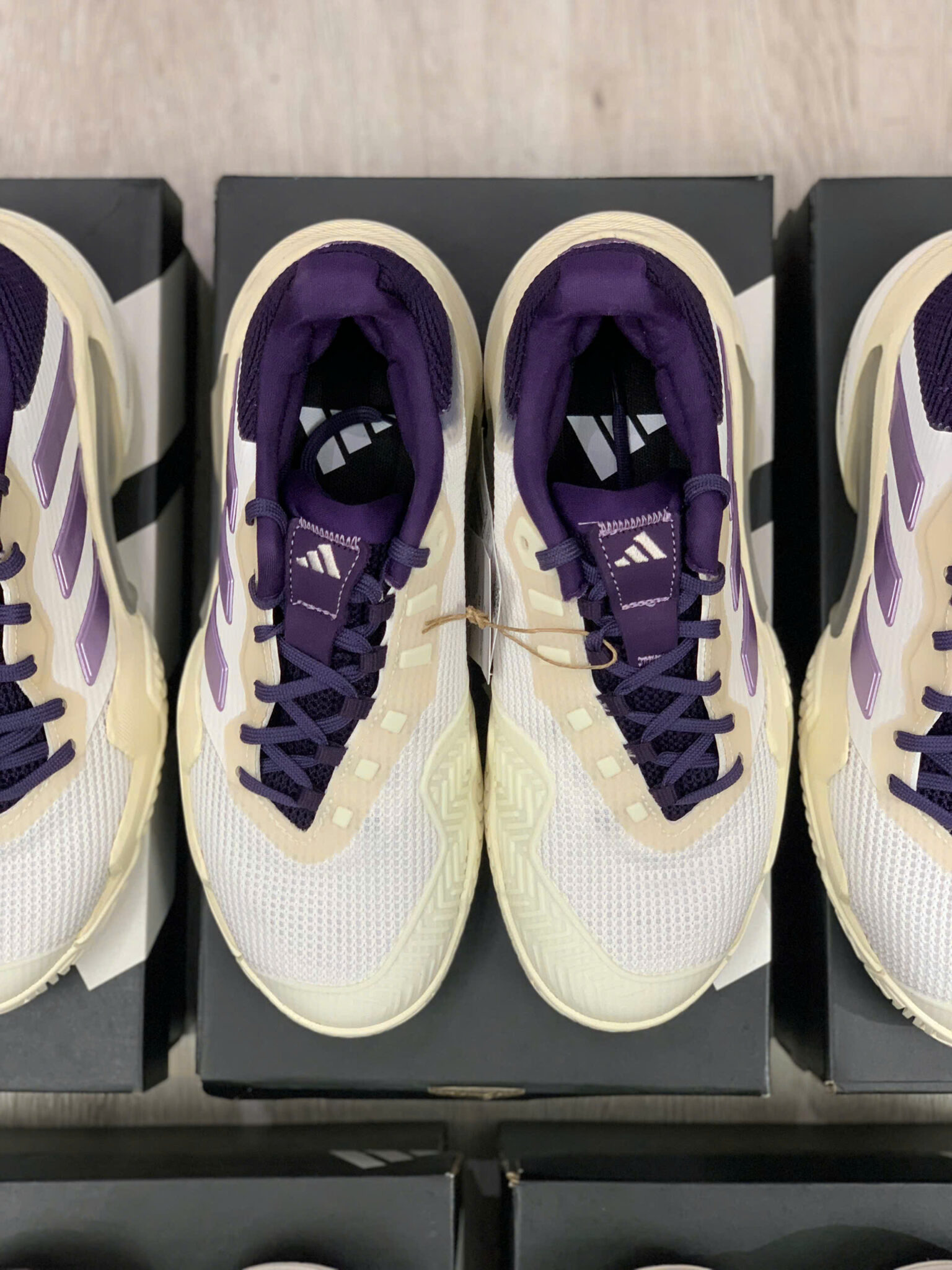Giày Pickleball Tennis Adidas Barricade 13 White Plum JR7814 — ảnh 3