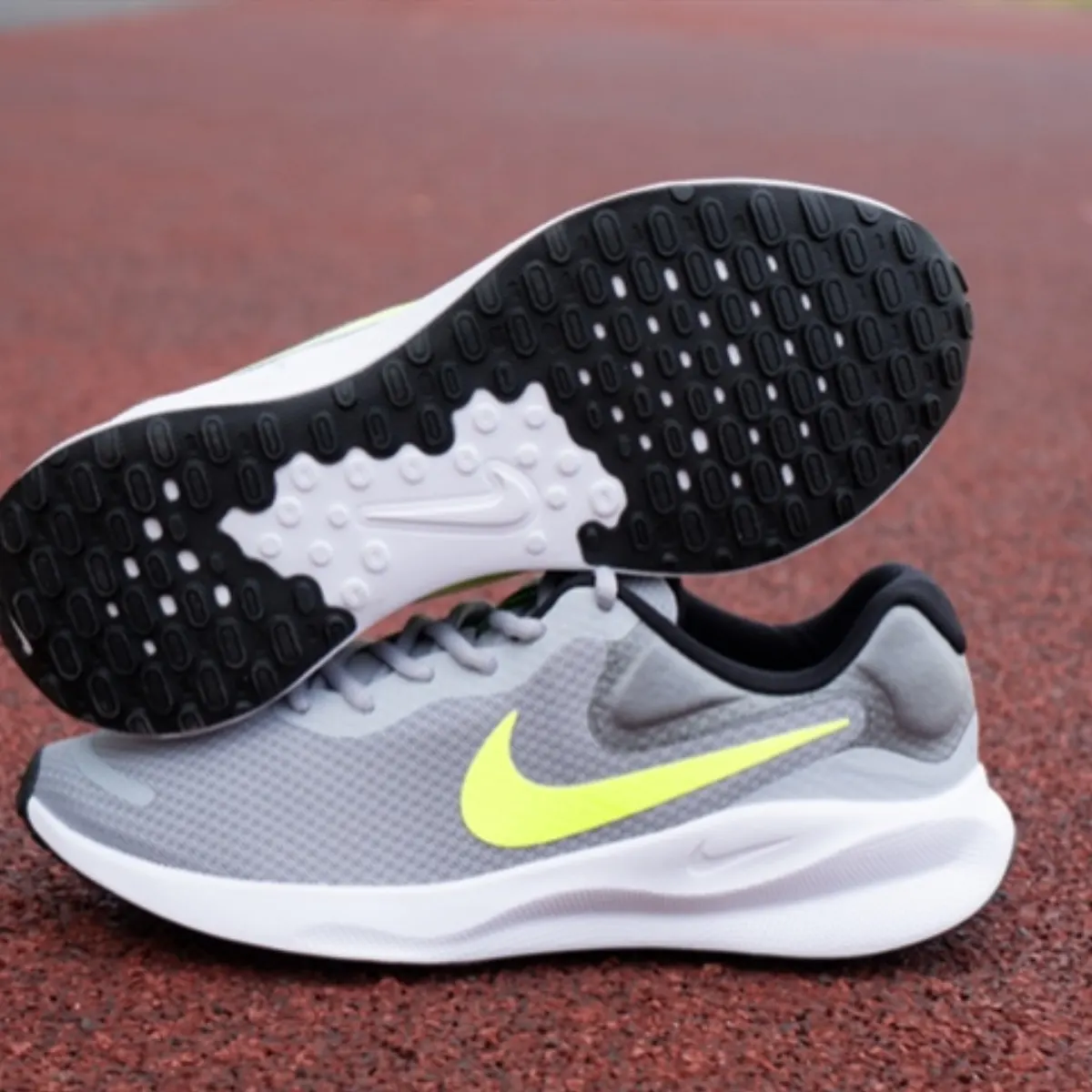 Giày chạy bộ Nike Revolution 7 Road Wolf Grey FB2207-002 — ảnh 4