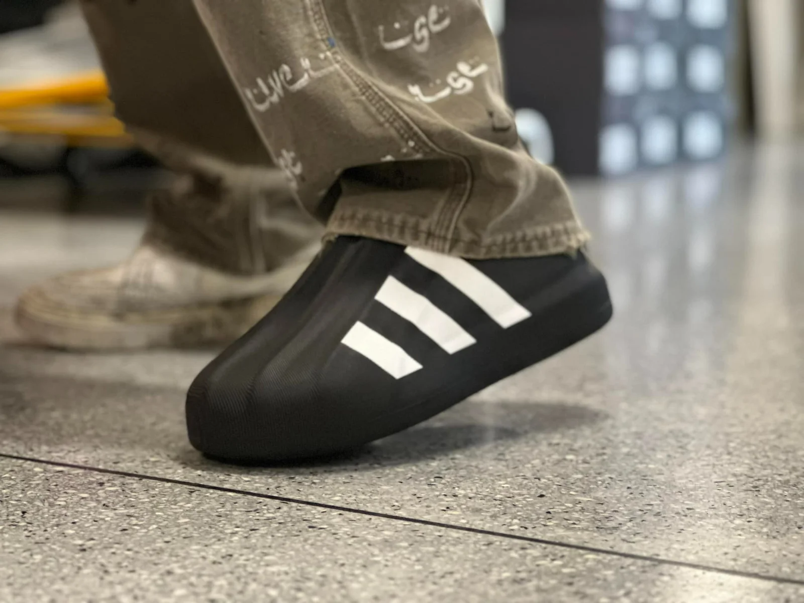 Adidas Adifom Superstar Black HQ8752 — ảnh 4